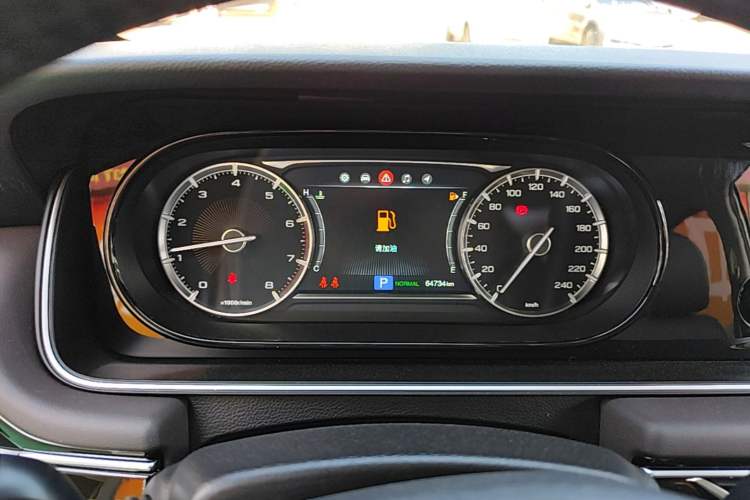 Used GAC Trumpchi M6 2019 270T DCT Luxury Edition (7-seater) China VI Instrument Cluster