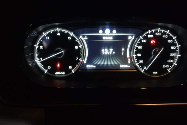 Used GAC Trumpchi M6 2019 270T Manual Elite Edition (7-seater) China V Standard Instrument Cluster