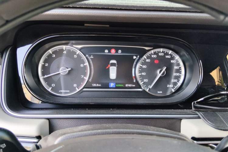 Used GAC Trumpchi M6 2019 270T Automatic Elite Edition (7-seater) China V Standard Instrument Cluster