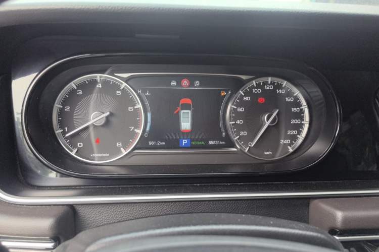 Used GAC Trumpchi M6 2019 270T Automatic Luxury Edition (6-seater) - China V Standard Instrument Cluster