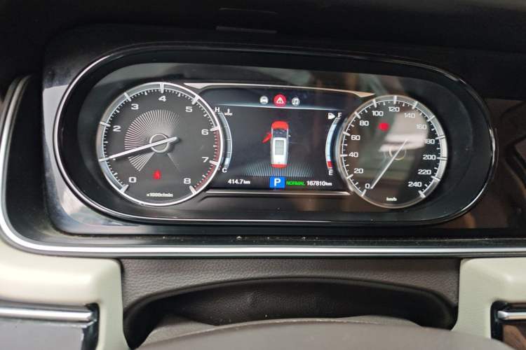 Used GAC Trumpchi M6 2019 270T Automatic Elite Edition (7-seater) China V Standard Instrument Cluster