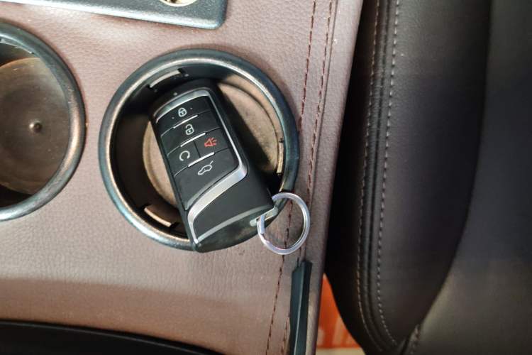 Used GAC Trumpchi M6 2019 270T DCT Luxury Edition (6-seater) China VI Interior 1
