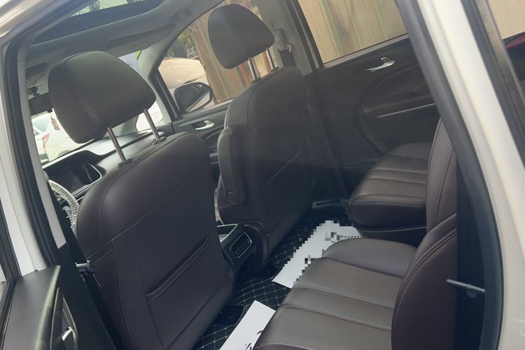 Used GAC Trumpchi M6 2019 270T Automatic Luxury Edition (7-seater) China V Standard Interior 2