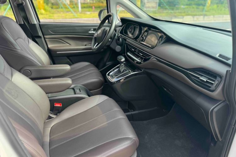 Used GAC Trumpchi M6 2019 270T DCT Luxury Edition (7-seater) China VI Interior 3