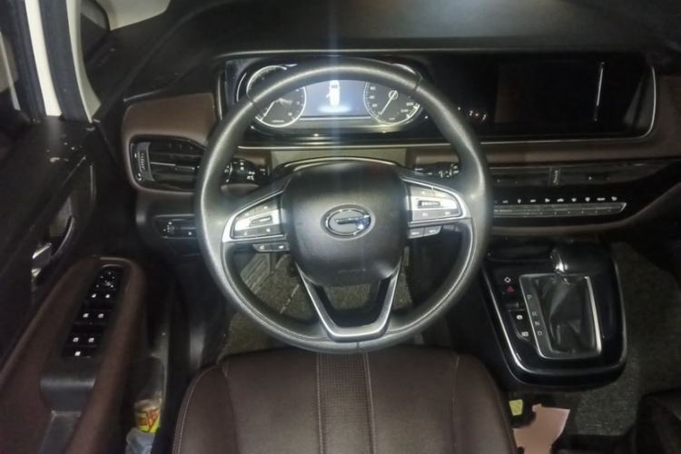 Used GAC Trumpchi M6 2019 270T Automatic Luxury Edition (7-seater) China V Standard Interior 4