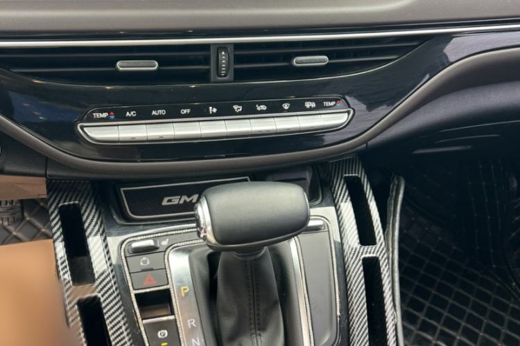 Used GAC Trumpchi M6 2019 270T DCT Prestige Edition (6-Seater) China VI Interior 7