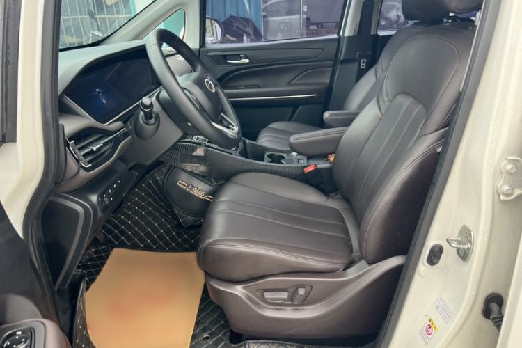 Used GAC Trumpchi M6 2019 270T DCT Prestige Edition (6-Seater) China VI Interior 8