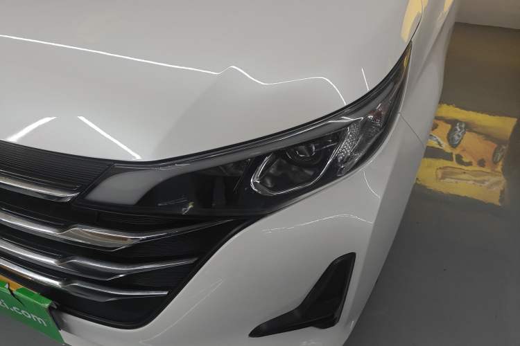 Used GAC Trumpchi M6 2019 270T DCT Luxury Edition (7-seater) China VI Left Front Headlight