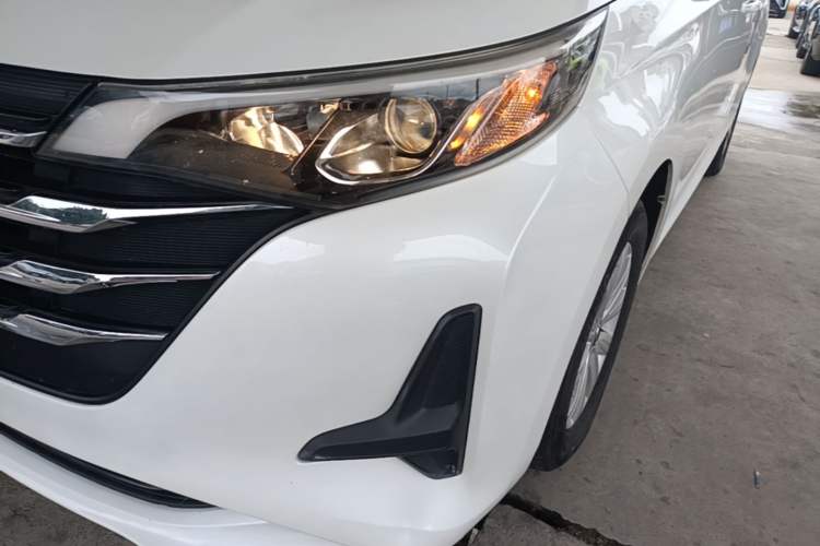 Used GAC Trumpchi M6 2019 270T Automatic Elite Edition (7-seater) China V Standard Left Front Headlight
