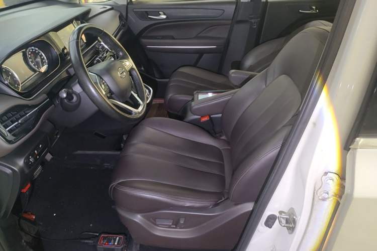 Used GAC Trumpchi M6 2019 270T DCT Luxury Edition (6-seater) China VI Left Front Seat