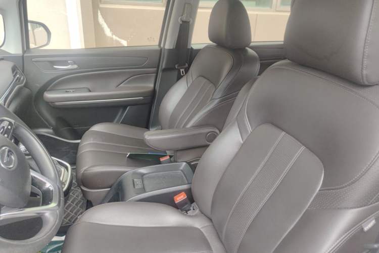 Used GAC Trumpchi M6 2019 270T DCT Luxury Edition (7-seater) China VI Left Front Seat