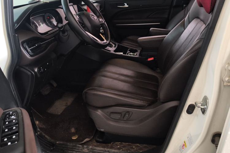 Used GAC Trumpchi M6 2019 270T Automatic Luxury Edition (7-seater) China V Standard Left Front Seat