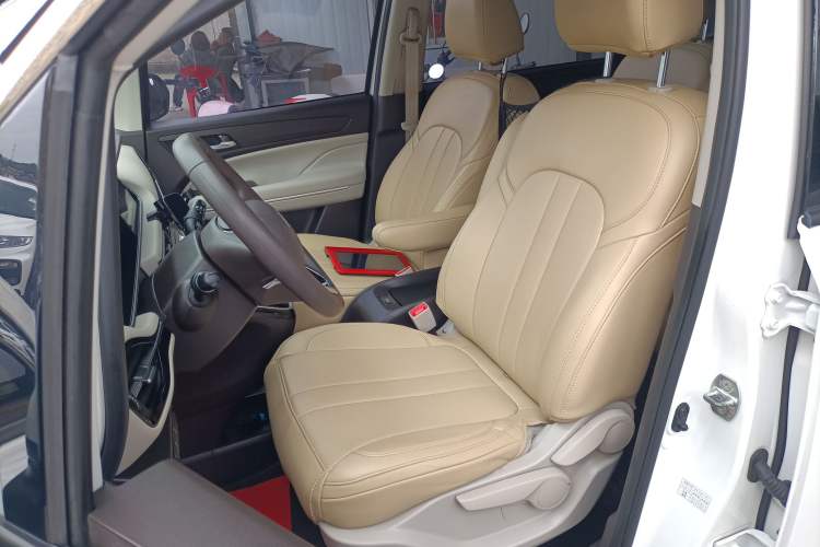 Used GAC Trumpchi M6 2019 270T Manual Elite Edition (7-seater) China VI Left Front Seat