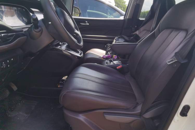 Used GAC Trumpchi M6 2019 270T Automatic Luxury Edition (7-seater) China V Standard Left Front Seat