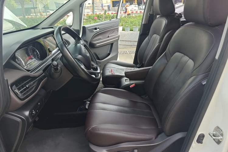 Used GAC Trumpchi M6 2019 270T Automatic Prestige Edition (6-seater) - China V Standard Left Front Seat