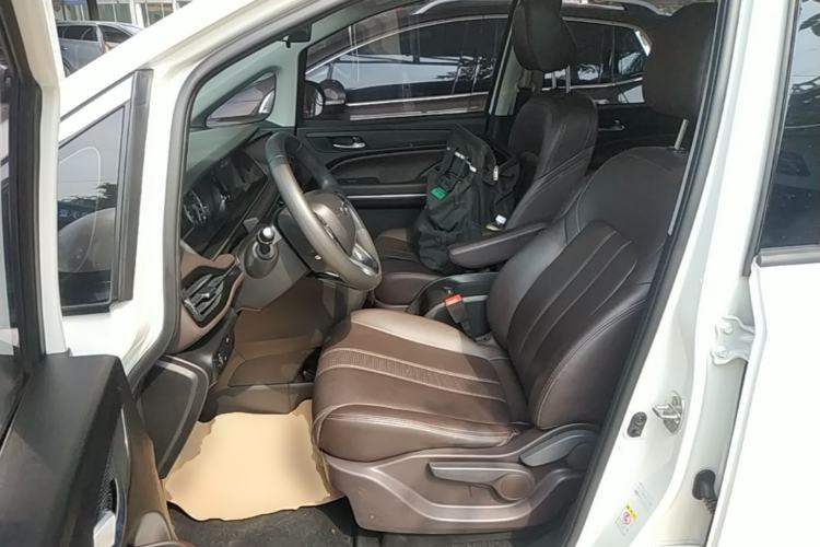 Used GAC Trumpchi M6 2019 270T Automatic Luxury Edition (6-seater) - China V Standard Left Front Seat