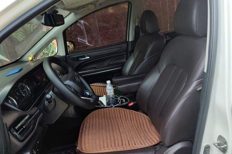 Used GAC Trumpchi M6 2019 270T Automatic Luxury Edition (7-seater) China V Standard Left Front Seat