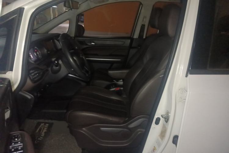 Used GAC Trumpchi M6 2019 270T Automatic Luxury Edition (7-seater) China V Standard Left Front Seat