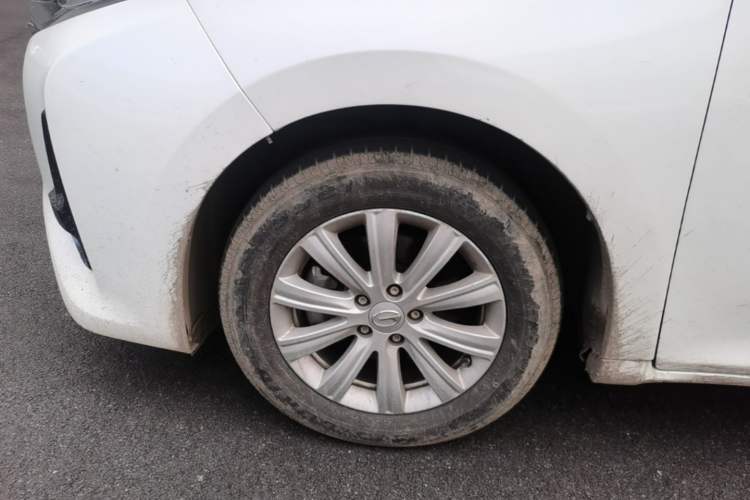 Used GAC Trumpchi M6 2019 270T DCT Luxury Edition (6-seater) China VI Left Front Wheel Hub