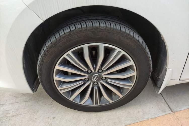Used GAC Trumpchi M6 2019 270T DCT Prestige Edition (7-seater) China VI Left Front Wheel Hub