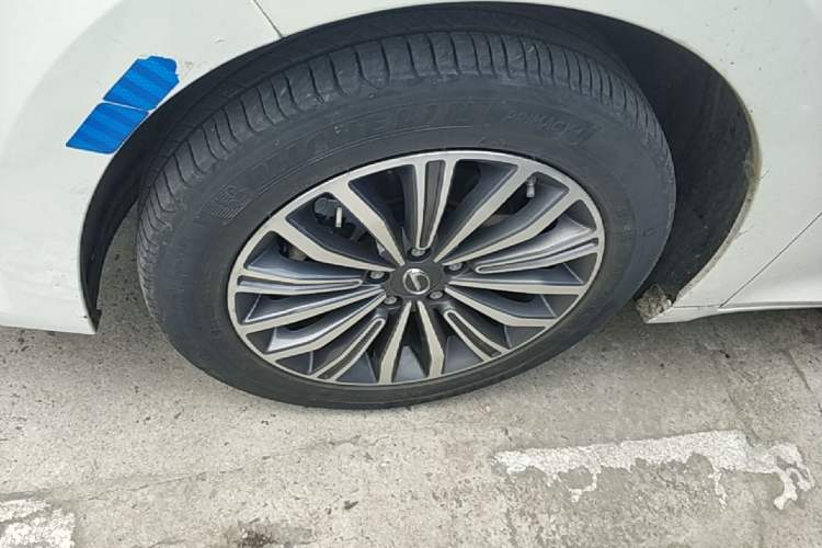 Used GAC Trumpchi M6 2019 270T DCT Luxury Edition (7-seater) China VI Left Front Wheel Hub