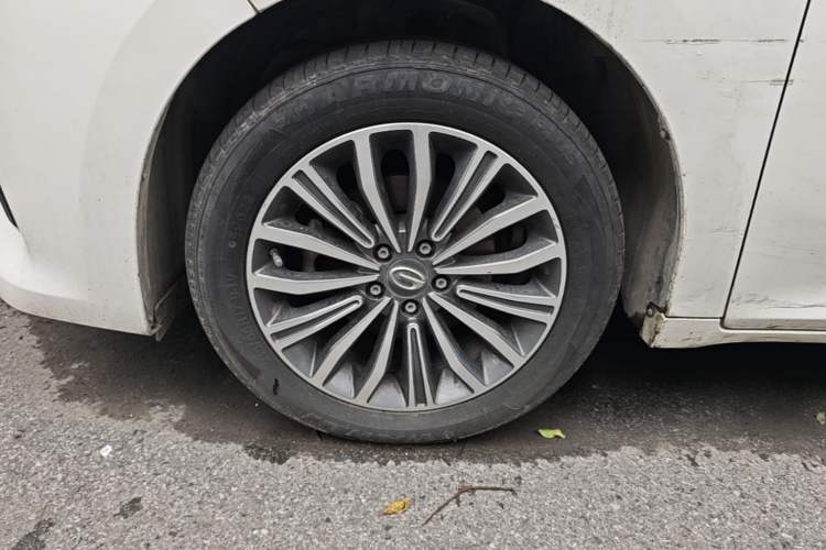 Used GAC Trumpchi M6 2019 270T DCT Luxury Edition (7-seater) China VI Left Front Wheel Hub