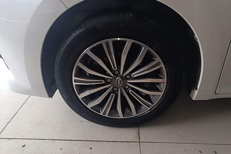 Used GAC Trumpchi M6 2019 270T DCT Luxury Edition (6-seater) China VI Left Front Wheel Hub