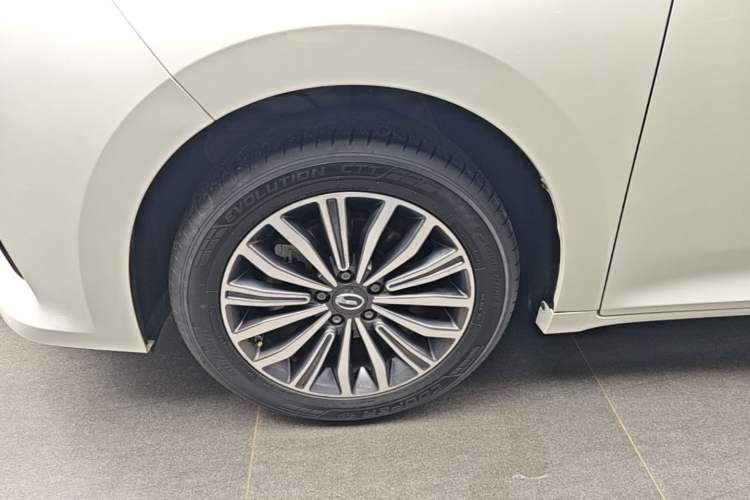 Used GAC Trumpchi M6 2019 270T DCT Luxury Edition (7-seater) China VI Left Front Wheel Hub