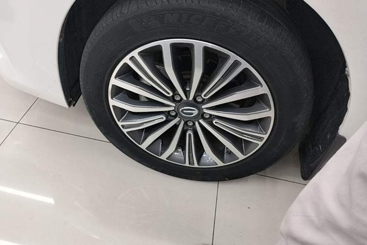 Used GAC Trumpchi M6 2019 270T DCT Prestige Edition (7-seater) China VI Left Front Wheel Hub