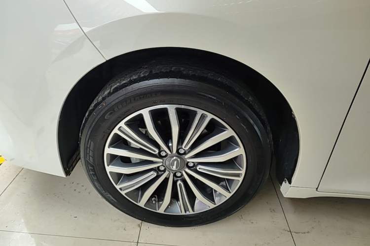 Used GAC Trumpchi M6 2019 270T DCT Luxury Edition (7-seater) China VI Left Front Wheel Hub