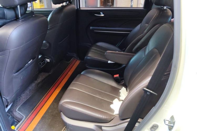 Used GAC Trumpchi M6 2019 270T DCT Luxury Edition (7-seater) China VI Left Rear Seat