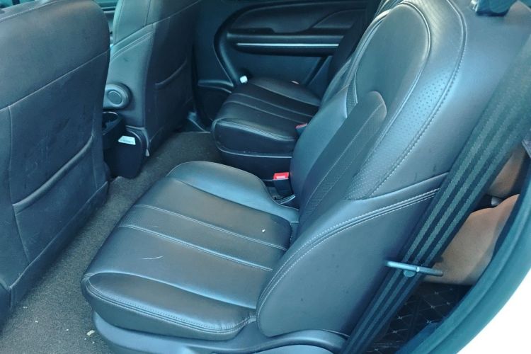 Used GAC Trumpchi M6 2019 270T Automatic Luxury Edition (7-seater) China V Standard Left Rear Seat