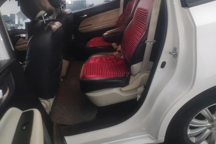 Used GAC Trumpchi M6 2019 270T DCT Elite Edition (7-seater) China VI Left Rear Seat
