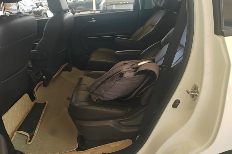 Used GAC Trumpchi M6 2019 270T DCT Luxury Edition (7-seater) China VI Left Rear Seat