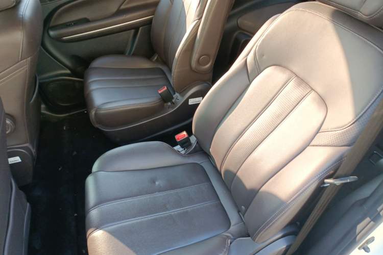 Used GAC Trumpchi M6 2019 270T Automatic Luxury Edition (6-seater) - China V Standard Left Rear Seat