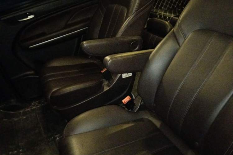 Used GAC Trumpchi M6 2019 270T DCT Luxury Edition (7-seater) China VI Left Rear Seat