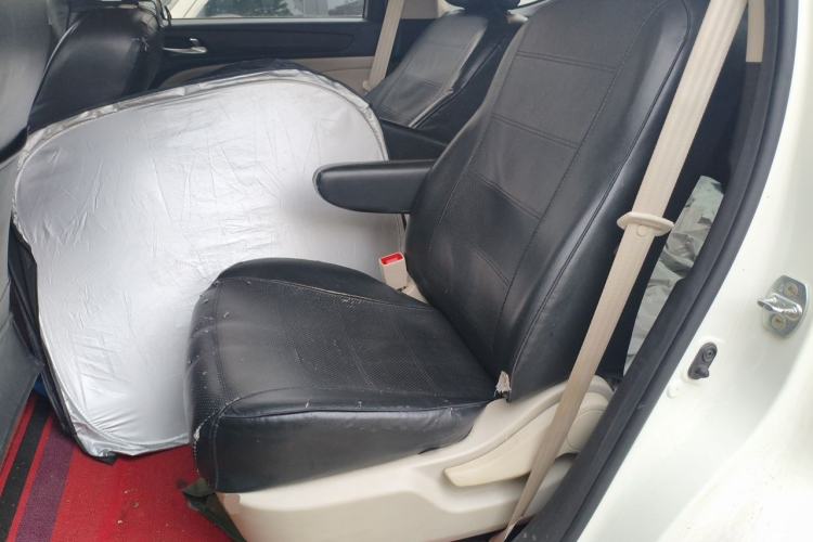 Used GAC Trumpchi M6 2019 270T DCT Elite Edition (7-seater) China VI Left Rear Seat