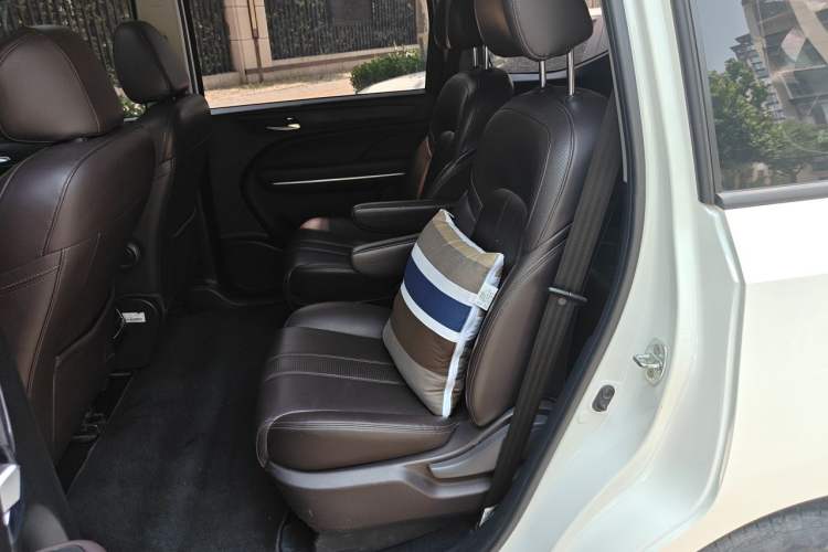 Used GAC Trumpchi M6 2019 270T Automatic Luxury Edition (7-seater) China V Standard Left Rear Seat