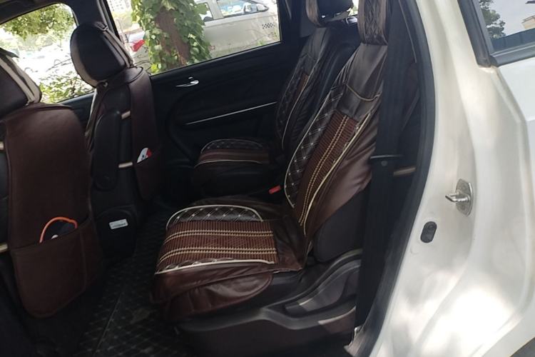 Used GAC Trumpchi M6 2019 270T Automatic Luxury Edition (7-seater) China V Standard Left Rear Seat