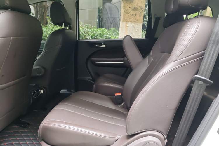 Used GAC Trumpchi M6 2019 270T DCT Luxury Edition (7-seater) China VI Left Rear Seat