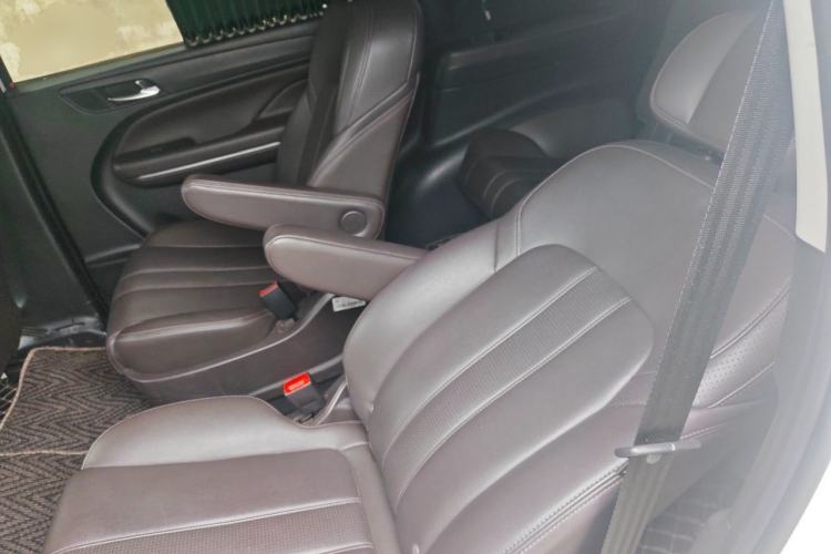 Used GAC Trumpchi M6 2019 270T DCT Luxury Edition (7-seater) China VI Left Rear Seat