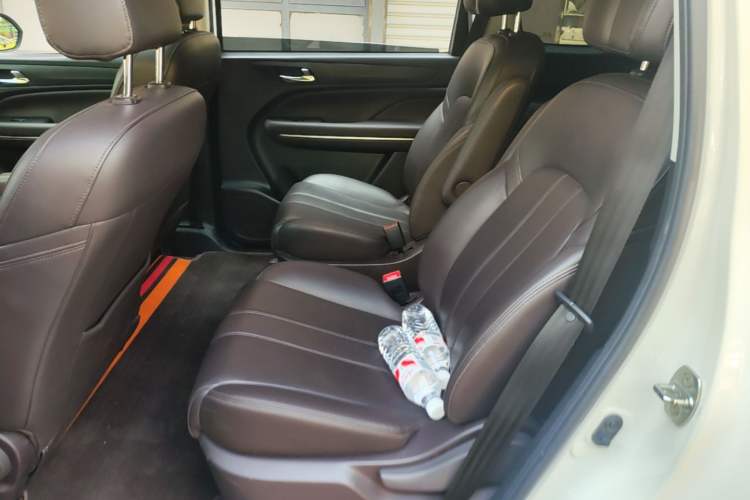 Used GAC Trumpchi M6 2019 270T Automatic Luxury Edition (6-seater) - China V Standard Left Rear Seat