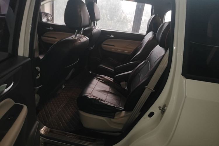 Used GAC Trumpchi M6 2019 270T Automatic Elite Edition (7-seater) China V Standard Left Rear Seat
