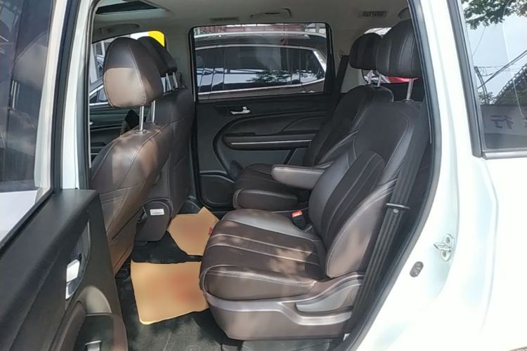 Used GAC Trumpchi M6 2019 270T Automatic Luxury Edition (6-seater) - China V Standard Left Rear Seat