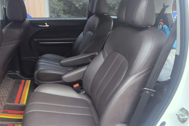 Used GAC Trumpchi M6 2019 270T Automatic Luxury Edition (6-seater) - China V Standard Left Rear Seat