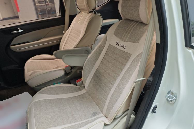 Used GAC Trumpchi M6 2019 270T Automatic Elite Edition (7-seater) China V Standard Left Rear Seat