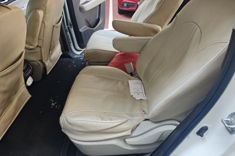Used GAC Trumpchi M6 2019 270T DCT Elite Edition (7-seater) China VI Left Rear Seat