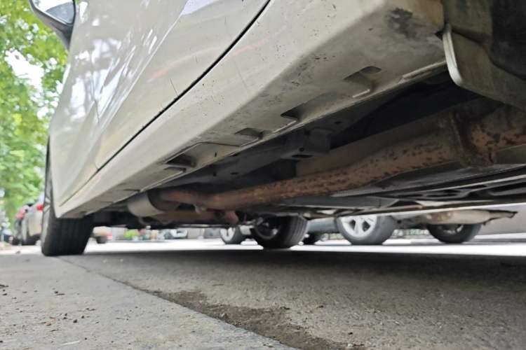 Used GAC Trumpchi M6 2019 270T DCT Luxury Edition (7-seater) China VI Left Side Sill