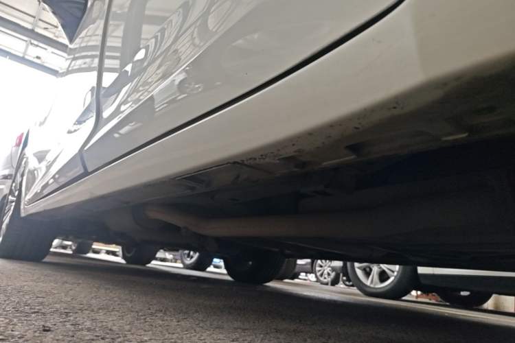 Used GAC Trumpchi M6 2019 270T DCT Prestige Edition (7-seater) China VI Left Side Sill