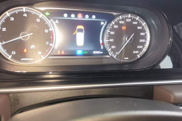 Used GAC Trumpchi M6 2019 270T DCT Luxury Edition (7-seater) China VI Odometer Close Up